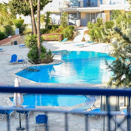 Paradise Gardens With A Large Terrace Paphos Esterno foto