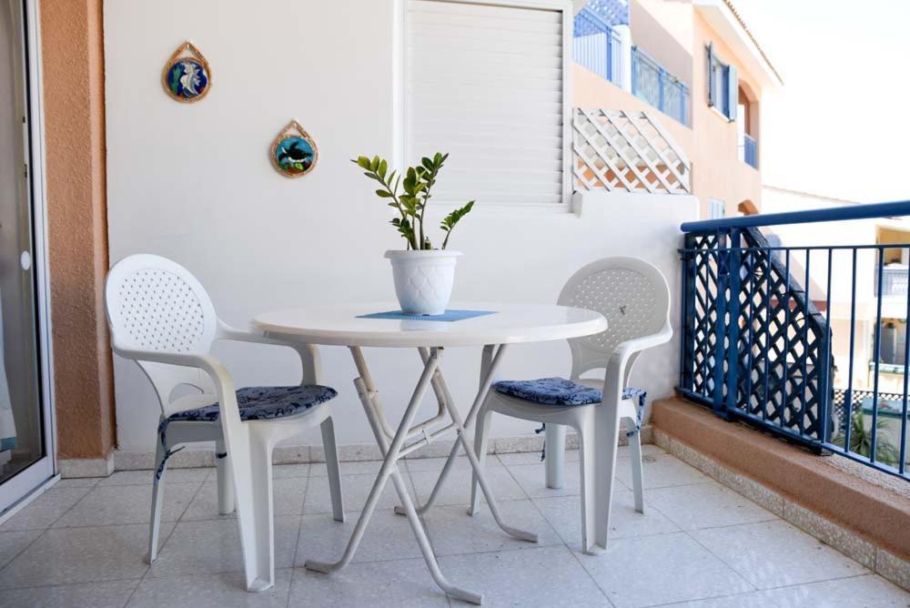 Paradise Gardens With A Large Terrace Paphos Esterno foto